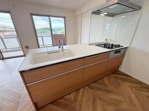 八王子市椚田町の中古マンションのキッチンの写真