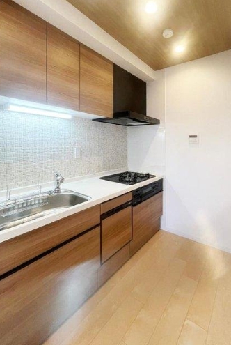 八王子市明神町3丁目の中古マンションのキッチンの写真