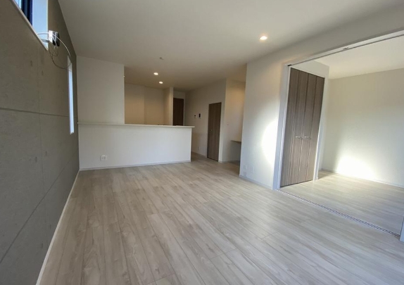 八王子市並木町の新築戸建てのダイニングの写真