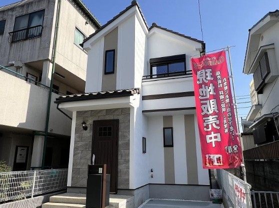 八王子市並木町の新築戸建ての外観の写真