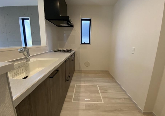 八王子市並木町の新築戸建てのキッチンの写真