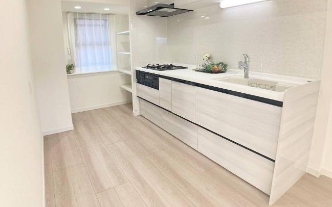 八王子市追分町の中古マンションのキッチンの写真