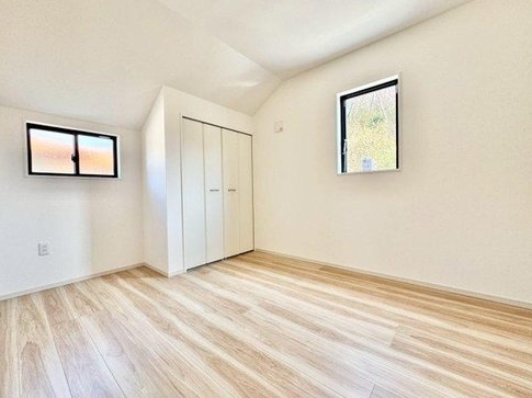 八王子市打越町の新築戸建ての洋室2の写真