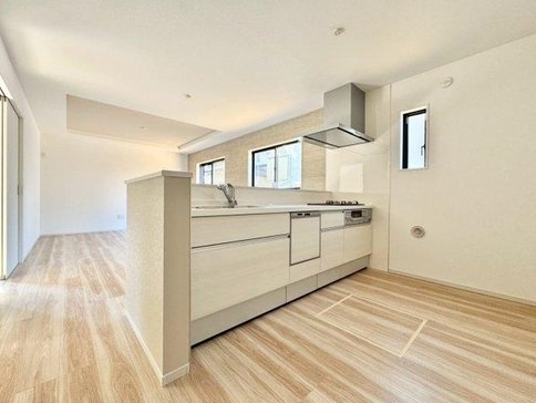 八王子市打越町の新築戸建てのキッチンの写真