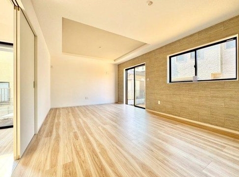 八王子市打越町の新築戸建てのリビングの写真
