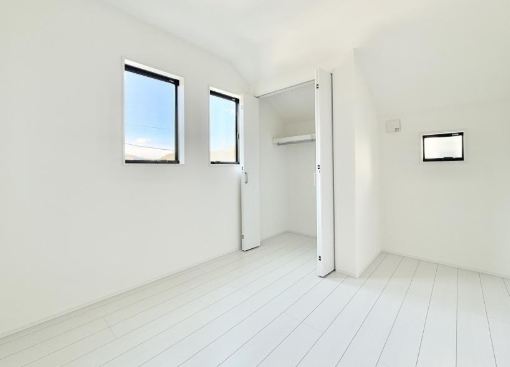 八王子市谷野町の新築戸建て2号棟の洋室3の写真