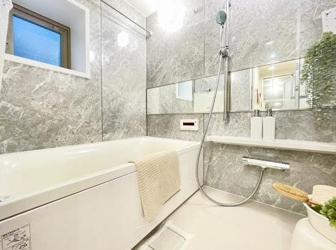 八王子市八日町の中古マンションのバスルームの写真