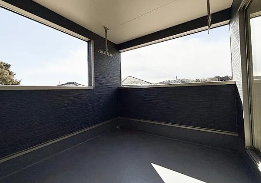 町田市相原町の新築戸建て3号棟のバルコニーの写真