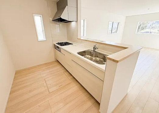 町田市相原町の新築戸建て4号棟のキッチンの写真