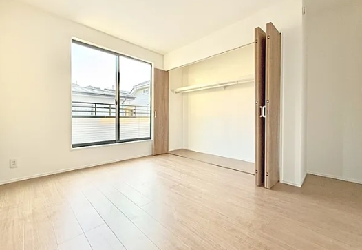 町田市金井1丁目の新築戸建ての収納1の写真