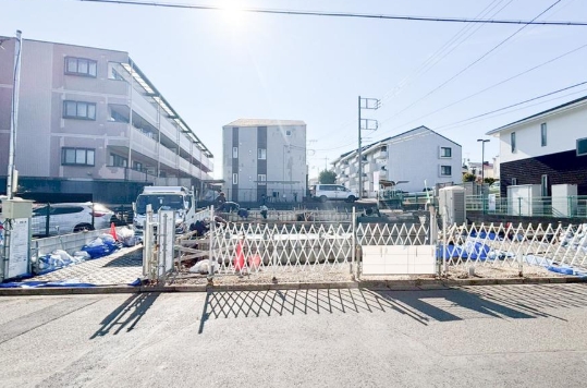 町田市木曽東1丁目の新築戸建てのB号棟の外観の写真