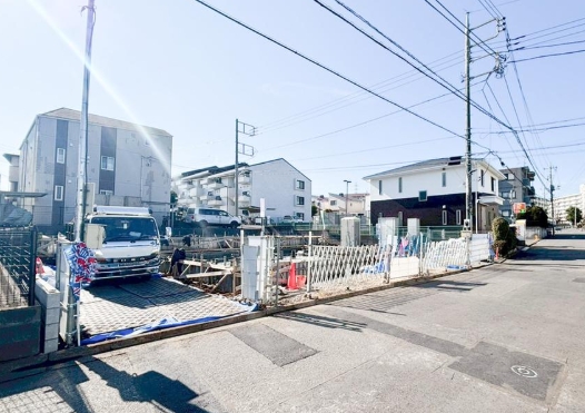 町田市木曽東1丁目の新築戸建てのB号棟の外観の写真