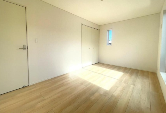 町田市高ヶ坂7丁目の新築戸建ての洋室1の写真