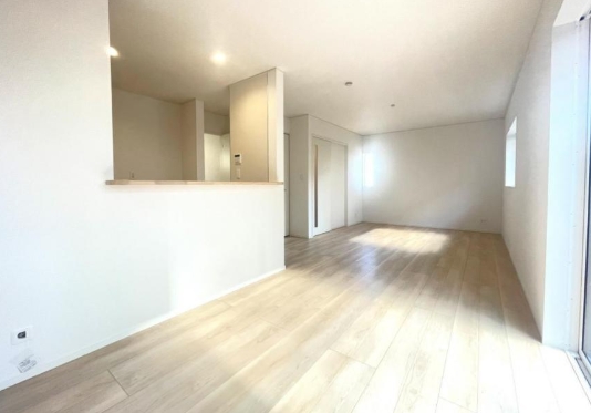 町田市高ヶ坂7丁目の新築戸建てのダイニングの写真