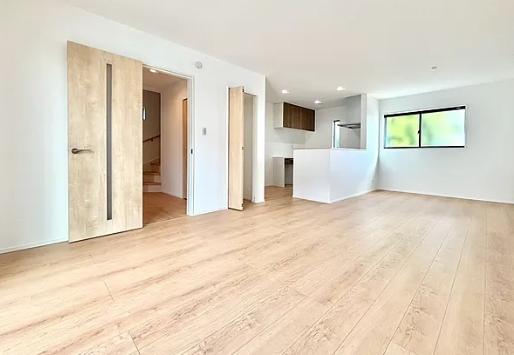 町田市小山町の新築戸建てのダイニングの写真