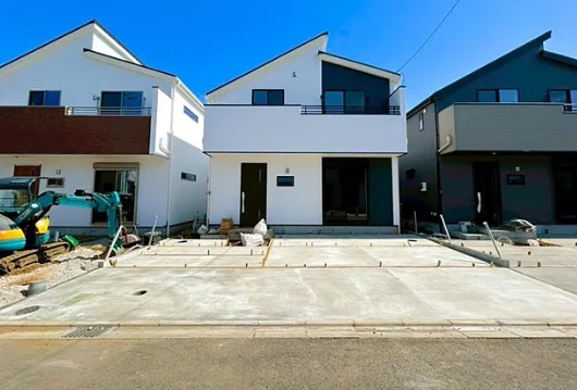 町田市小山町の新築戸建ての2号棟の外観の写真