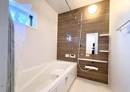 町田市小山町の新築戸建ての5号棟のバスルームの写真