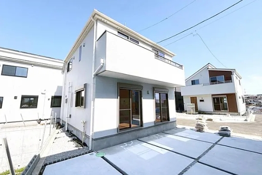 町田市小山町の新築戸建ての5号棟の外観の写真