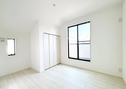 町田市小山町の新築戸建ての6号棟の洋室4の写真