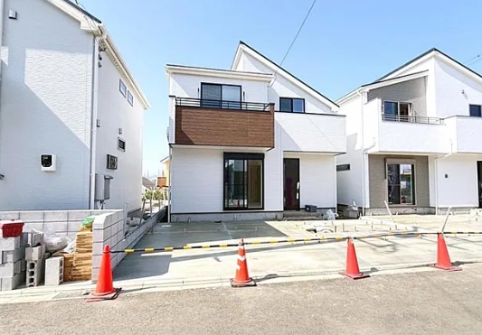 町田市小山町の新築戸建ての6号棟の外観の写真