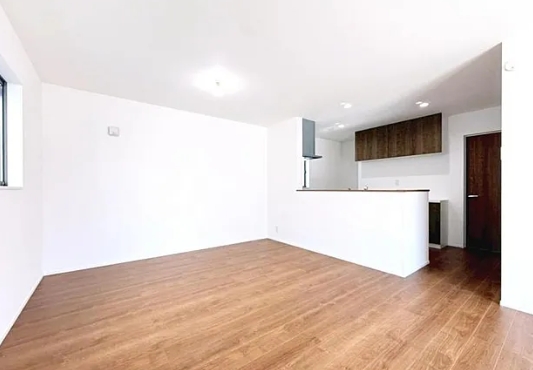 町田市小山町の新築戸建ての7号棟のダイニングの写真