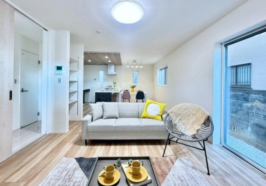 町田市玉川学園4丁目の新築戸建てのリビングの写真