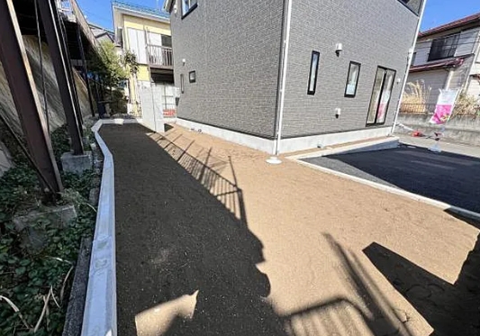 町田市常磐町の新築戸建ての1号棟の庭の写真
