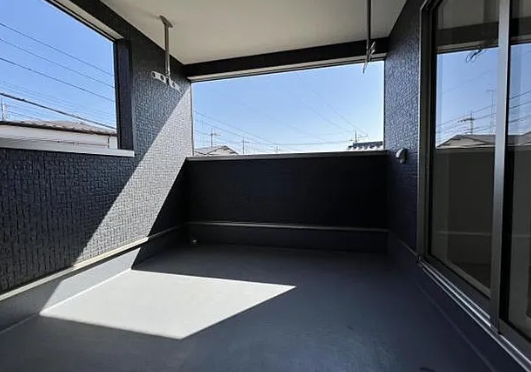 町田市常磐町の新築戸建ての2号棟のバルコニーの写真