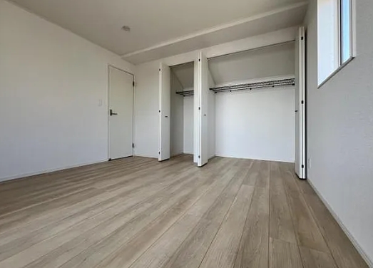 町田市常磐町の新築戸建ての2号棟の収納1の写真