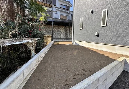 町田市常磐町の新築戸建ての2号棟の庭の写真