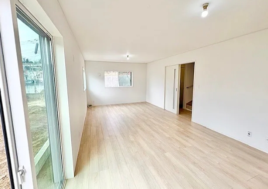 町田市鶴川4丁目の新築戸建て1号棟のリビングの写真