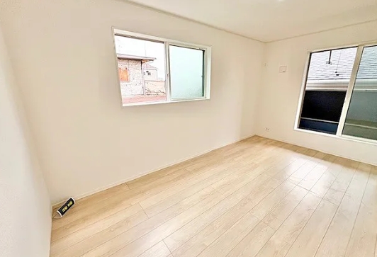町田市鶴川4丁目の新築戸建て2号棟の洋室1の写真