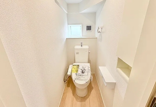 町田市鶴川4丁目の新築戸建て2号棟のトイレ1Fの写真