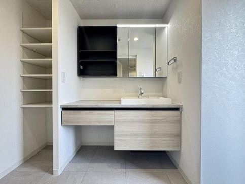 相模原市中央区相模原6丁目の中古マンション3階部分の洗面化粧台の写真