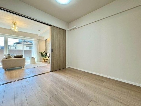 相模原市中央区清新5丁目の中古マンション2階部分の洋室1の写真