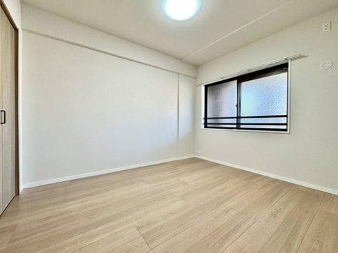 相模原市中央区清新5丁目の中古マンション2階部分の洋室2の写真