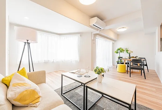 相模原市中央区東淵野辺4丁目の中古マンションのリビングの写真