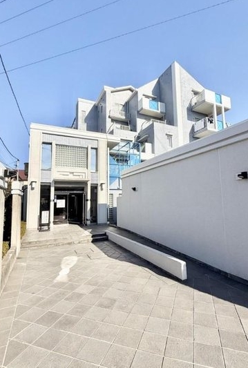 相模原市中央区東淵野辺4丁目の中古マンションの外観の写真