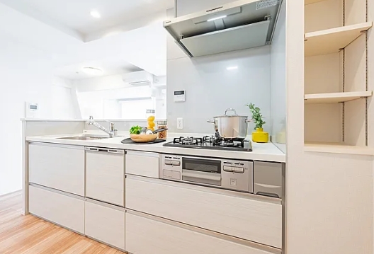 相模原市中央区東淵野辺4丁目の中古マンションのキッチンの写真