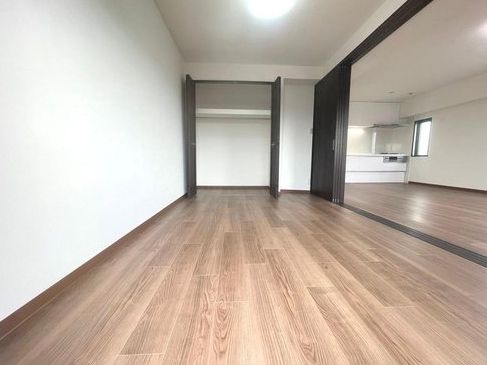 相模原市中央区東淵野辺5丁目の中古マンションの洋室1の写真