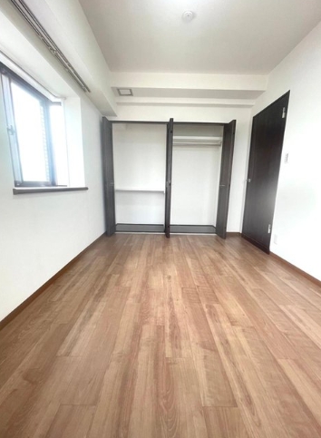 相模原市中央区東淵野辺5丁目の中古マンションの洋室3の写真