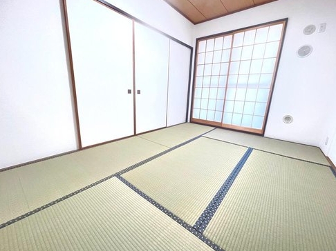 相模原市中央区東淵野辺5丁目の中古マンションの和室の写真