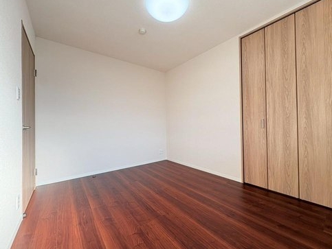 相模原市中央区淵野辺2丁目の中古マンションの洋室2の写真