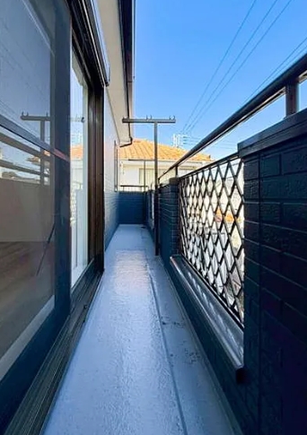 相模原市中央区淵野辺本町4丁目の中古戸建てのバルコニーの写真