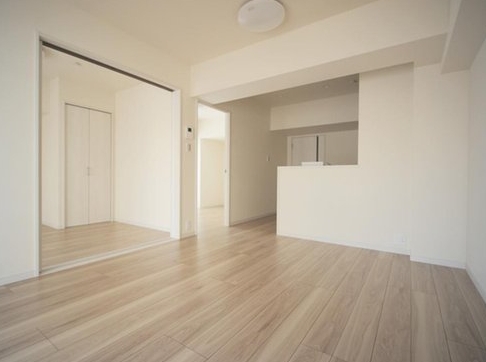 相模原市中央区鹿沼台2丁目の中古マンションのダイニングの写真