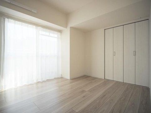 相模原市中央区鹿沼台2丁目の中古マンションのリビングの写真