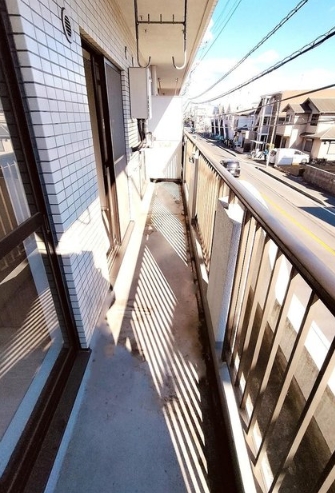 相模原市中央区共和1丁目の中古マンションのバルコニーの写真