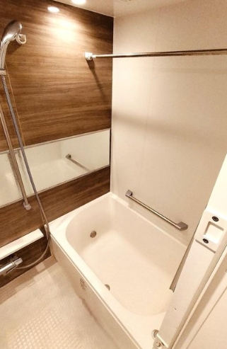 相模原市中央区共和1丁目の中古マンションのバスルームの写真