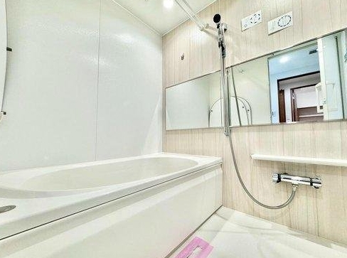 相模原市中央区南橋本2丁目の中古マンションのバスルームの写真