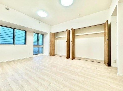 相模原市中央区南橋本2丁目の中古マンションの洋室2の写真